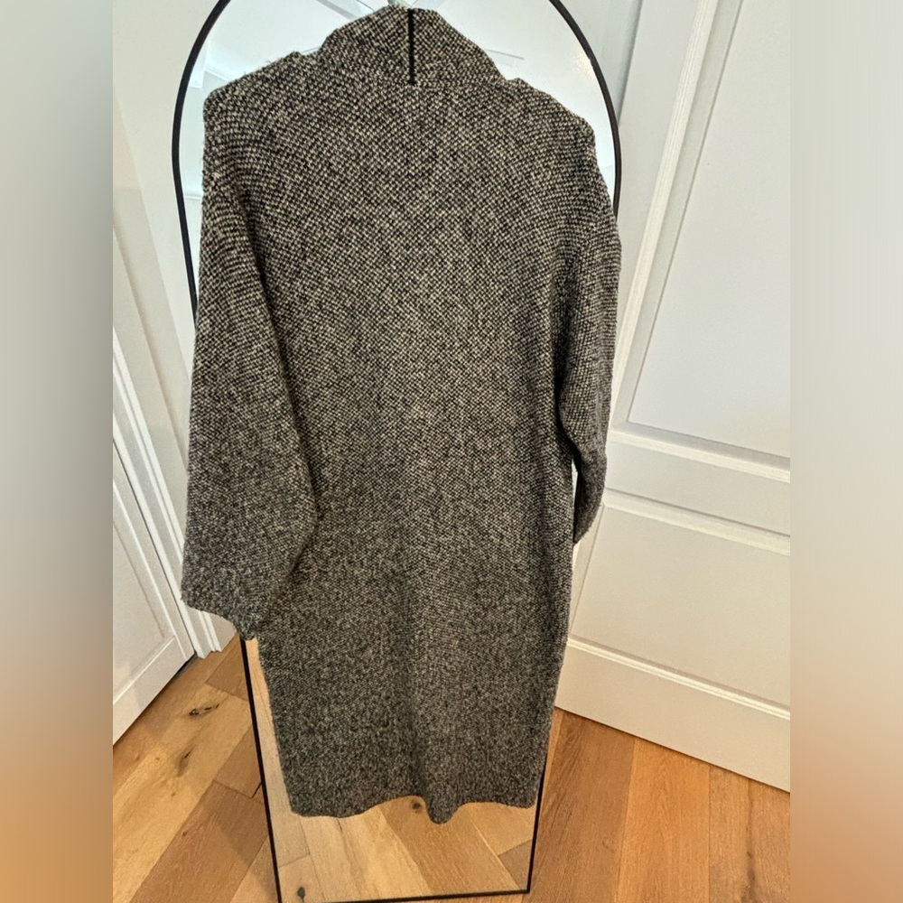 Uniqlo Sweater Coat. size M - Picture 2 of 3